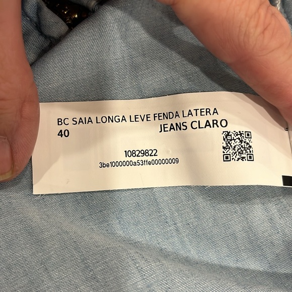 Midi length chambray lyocell skirt with long front split - made in Brazil - Picture 11 of 11